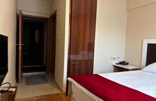 Cekirge Mahallesi Hotel | Demirci Otel