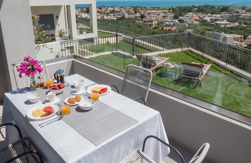 Dempla Villa | Dempla Heights Villas - Villa Selita with Sea Views