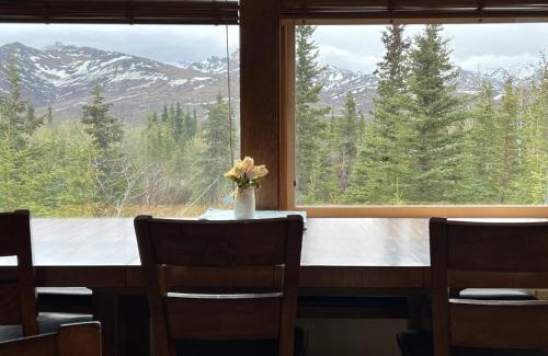 Healy House | Denali Park View House