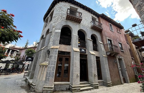 Santeagueda Apartment | Departamento Carlo Crivelli Master