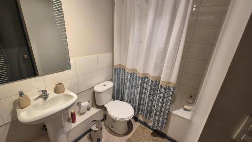 Talca Apartment | Departamento Corporativo IV Las Rastras ' San Miguel - RENTCOVAC - Factura Inmediata