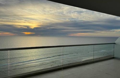Cerritos Apartment | Departamento de Lujo Vista al mar Piso 15