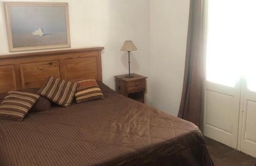 Lujan Apartment | Departamento muy amplio con 1 dormitorio, living comedor con sofacama, cocina