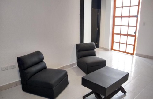 Puebla Apartment | Departamentos recién remodelados con estacionamiento