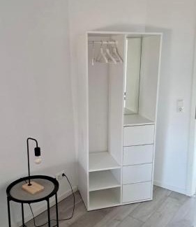 Dueren Apartment | Der Schwan, Innenstadt, 2022 renoviert