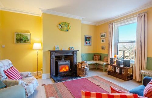 Rhyd-y-foel House | Derwas