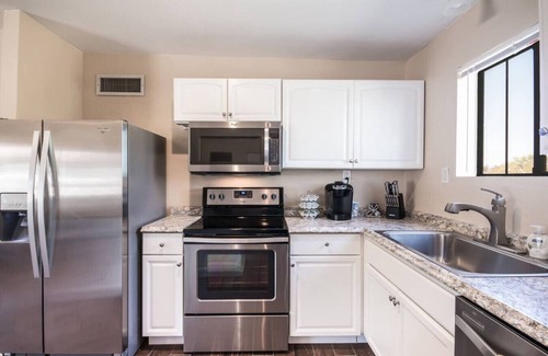 Saguaro Shadows House | Desert Getaway 2 Bedroom Guest House