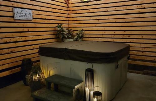 Las Cruces House | Desert Oasis With Hot Tub!