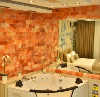 Cuprija Apartment | Design Apartment PREMIUM SPA LUX 4 STAR "DUBAI" Completely PRIVATE Wellness & Spa FREE INCLUDED Sauna & Jacuzzi & Salt Wall & Fire place & 3D Ceilings & Business WiFi & NETFLIX & Keyless code entry & FULL SMART APP & SECURE 2 Parking place