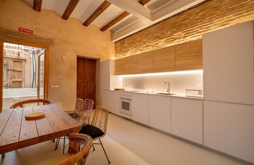 Valencia Province House | Design house with swimming pool near the beach