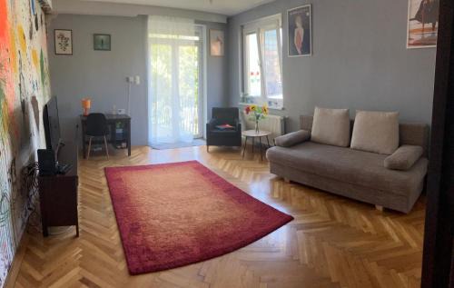 Szentimrevaros Apartment | designer fészek