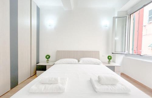 Sestri Ponente Apartment | Designer Suite - Luxury - Via Sestri - Free WiFi