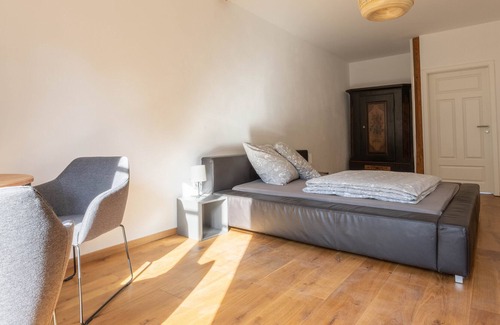 Mugeln Condo | Designwohnung auf Gutshof mit Sauna und 3 Schlafzimmern Zwischen Leipzig und DD