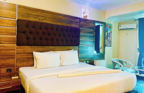 Port Harcourt Hotel | Desikok Royal Hotel LTD