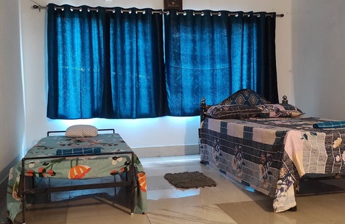 Sualkuchi Bed & Breakfast | Destiny Homestay