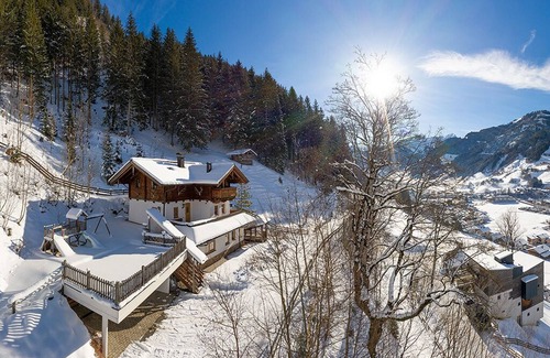 Grossarl House | detached holiday house located forest edge, elevated above Großarl-Valley