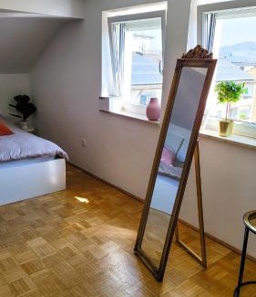 Freilassing Apartment | DG R- Helle 40m2 2-Zimmer Wohnung nähe Salzburg