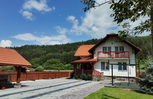 Praid House | Dió vendégház