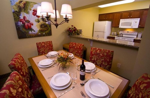 Berkeley Villa | Diamond Resorts The Historic Powhatan Resort - 1 Bedroom Upstairs