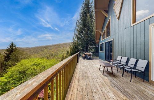 Seven Devils Ski Chalet | Diamond Ridge Getaway