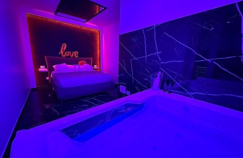 Molfetta Apartment | Diamond Suite - Appartamento con Idromassaggio - Molfetta