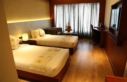 Nedumbassery Hotel | Diana Heights Luxury Hotel