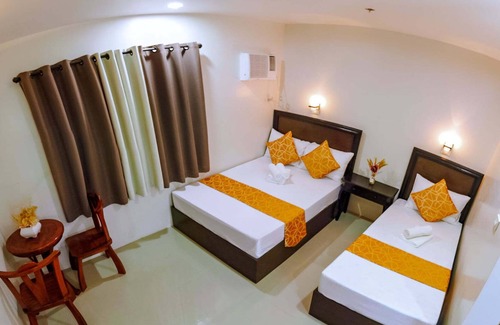 Coron Town Proper Hotel | DIANNA'S INN