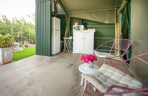 Schoemanshoek House | Die Fonteine Guesthouse and Glamping