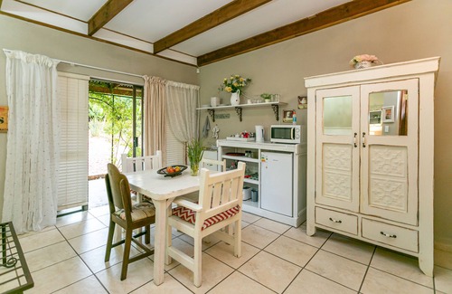Schoemanshoek House | Die Fonteine Guesthouse and Glamping