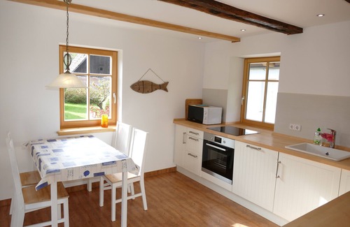 Lehde House | Die Scheune: Spreewaldblockhaus in Lehde mit Kamin, Sauna und eigenem Hafen