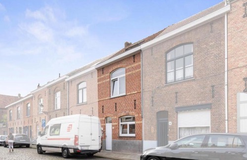 Historical Center Bruges House | Die Scone B&B - Guestroom - Centre of Bruges in calm area