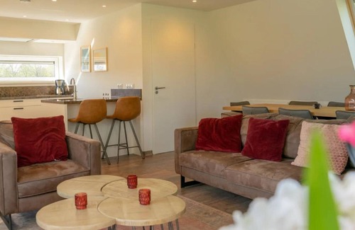 Biddinghuizen House | Dijkvilla 12 by Interhome