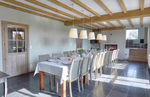 Kaaskerke House | Diksmuide Mansion with Games