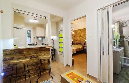 Pangrati Apartment | Dimelli's Home in Athens