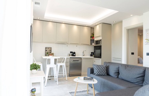 Gouvia Apartment | Dimi Brou's Apartments by CorfuEscapes