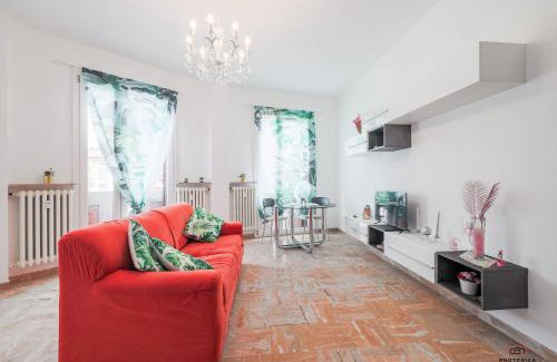 Forli Apartment | Dimora Chic nel cuore di Forlì , Wi-Fi , Parcheggio