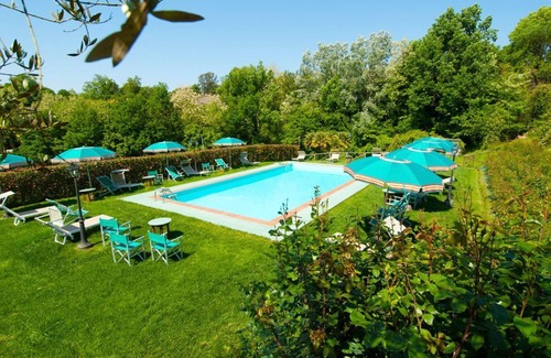 Capannori Villa | Dimora Dayan - Nine Bedroom Villa, Sleeps 18