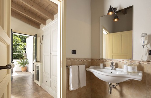 Racale Bed & Breakfast | Dimora Don Alfonso