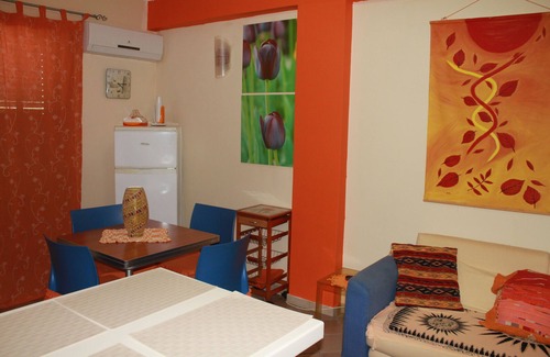 Grottasanta House | Dimora Santa Lucia, bright and comfortable house near the sea