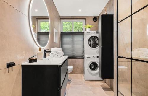Arstad Apartment | Dinbnb Apartments I New 2021 I SONOS and SMART TV