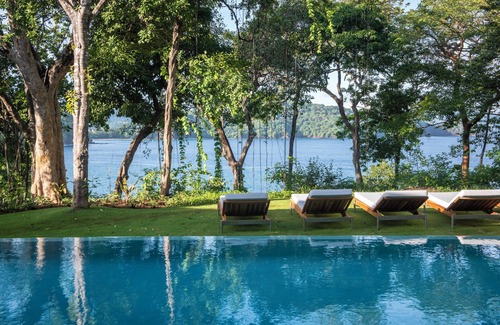 Culebra Villa | Direct Beach Access Gem!