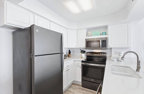 Orange Beach Condo | Direct Beachfront Condo with Panoramic Gulf Views!