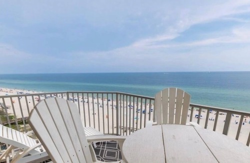 Orange Beach Condo | Direct Beachfront Condo with Panoramic Gulf Views!