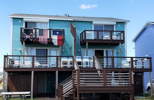 Atlantic Beach House | DIRECT OCEANFRONT Duplex with large decks next to Oceanana Fishing Pier.