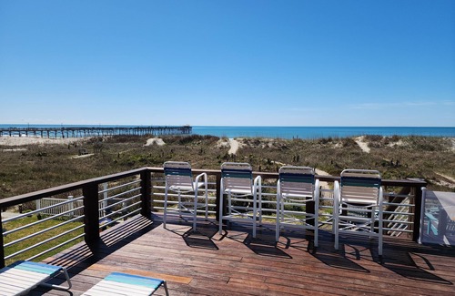 Atlantic Beach House | DIRECT OCEANFRONT Duplex with large decks next to Oceanana Fishing Pier.