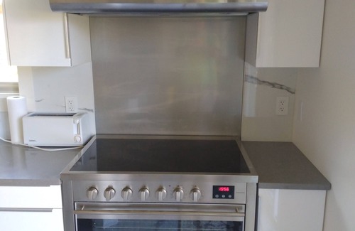 Okanagan-Similkameen House | Directly across from Powell Beach, 2 bedroom, 2 bathroom. Luxury Carriage Home.