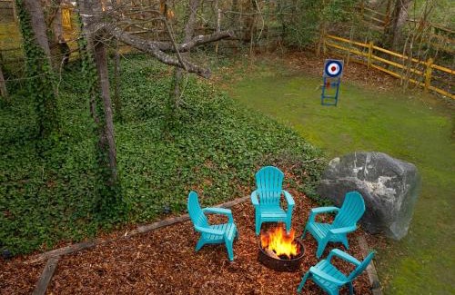 Charlotte House | Disconnect at this Cottage with Great Surroundings in Charlotte, North Carolina