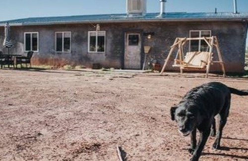 Cane Beds Cottage | *DISCOUNT* RUSTIC LITTLE HOUSE