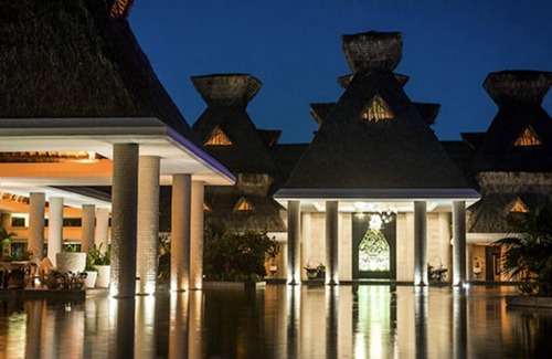 Diamante Resort | Discover the utmost level of opulence at Acapulco. 1 or 2 bd suites available