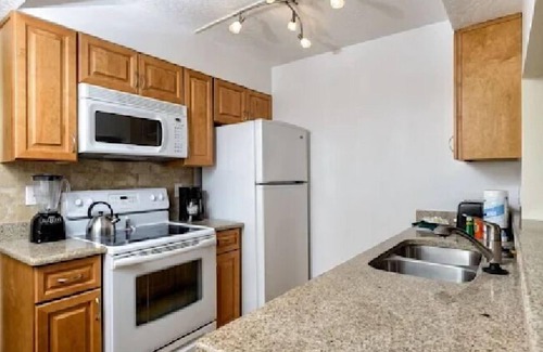 Port Canaveral Apartment | Discovery Beach Resort